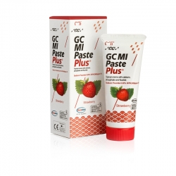 GC MI Paste Plus Strawberry 40g